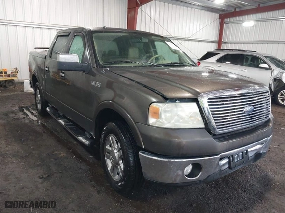 2008 Ford F-150 XLT with VIN 1FTPW12V28FB89948, listed as a IAAI auction lot 40197659 with 238,596 mi miles. Bid and sale history available at carsss.com. Image 1.