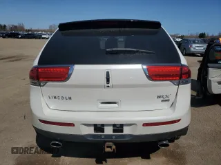 2011 Lincoln MKX z VIN 2LMDJ8JK3BBJ03668, wystawiony jako Copart lot #54588045 z przebiegiem 163 646 mil mil oraz Szkoda całkowita • Salvage title. Historia ofert i sprzedaży dostępna na DreamBid. Obrazek 6.