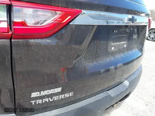 2018 Chevrolet Traverse LT Cloth with VIN 1GNERGKW2JJ263972, listed as a IAAI auction lot 41774086 with 112,296 mi miles. Bid and sale history available at carsss.com. Image 20.