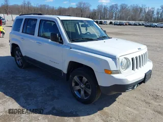 2015 Jeep Patriot High Altitude with VIN 1C4NJRFB8FD270157, listed as a IAAI auction lot 41634010 with 87,662 mi miles and . Bid and sale history available at carsss.com. Image 1.
