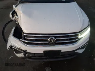 2024 Volkswagen Tiguan SE с VIN 3VVMB7AX2RM052032, выставлен на аукционе Copart как лот 85764774 с пробегом 11 763 миль миль и Списание • Salvage title. История ставок и продаж доступна на DreamBid. Изображение 12.