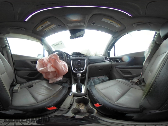 2016 Buick Encore Leather with VIN KL4CJGSB2GB724332, listed as a IAAI auction lot 41547091 with 61,096 mi miles. Bid and sale history available at carsss.com. Image 21.