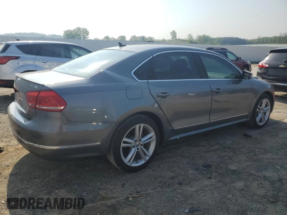 2015 Volkswagen Passat SEL Premium z VIN 1VWCV7A33FC070144, wystawiony jako Copart lot #56777395 z przebiegiem 115 667 mil mil oraz Nie do naprawy • Non repairable. Historia ofert i sprzedaży dostępna na DreamBid. Obrazek 3.