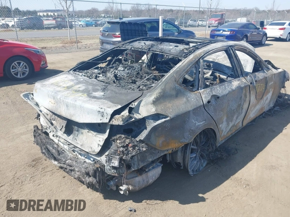 2018 Genesis G80 Sport with VIN KMHGN4JB0JU225550, listed as a IAAI auction lot 41773747 with Not provided miles and . Bid and sale history available at DreamBid. Image 4.
