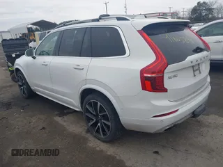 2018 Volvo XC90 Momentum with VIN YV4A22PK4J1321548, listed as a IAAI auction lot 41865899 with 122,568 mi miles. Bid and sale history available at carsss.com. Image 3.