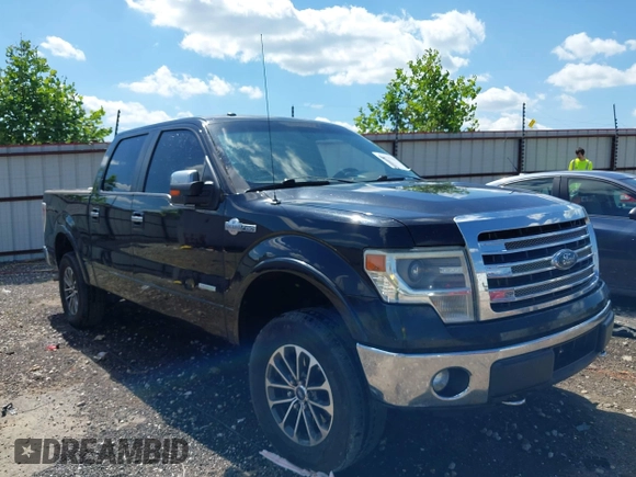 2014 Ford F-150 XL z VIN 1FTFW1ET4EKF06640, wystawiony jako IAAI lot #42372719 z przebiegiem 226 540 mil mil oraz . Historia ofert i sprzedaży dostępna na DreamBid. Obrazek 1.