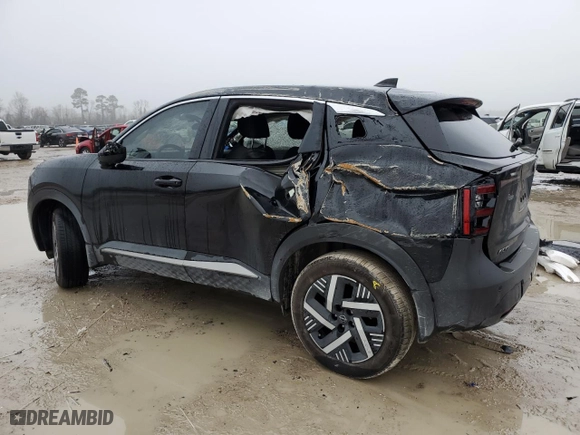 2025 Nissan Kicks SV with VIN 3N8AP6CA2SL320650, listed as a Copart auction lot 42855605 with 3,204 mi miles and Salvage Title. Bid and sale history available at carsss.com. Image 2.