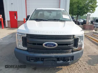 2018 Ford F-250 XL with VIN 1FDBF2A62JEC21198, listed as a IAAI auction lot 42362024 with 104,276 mi miles and . Bid and sale history available at DreamBid. Image 12.