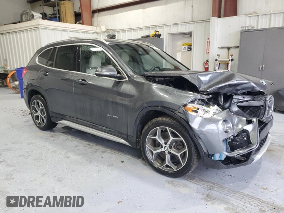 2017 BMW X1 xDrive28i with VIN WBXHT3C38H5F73265, listed as a Copart auction lot 45148825 with 95,850 mi miles and Salvage Title. Bid and sale history available at carsss.com. Image 4.