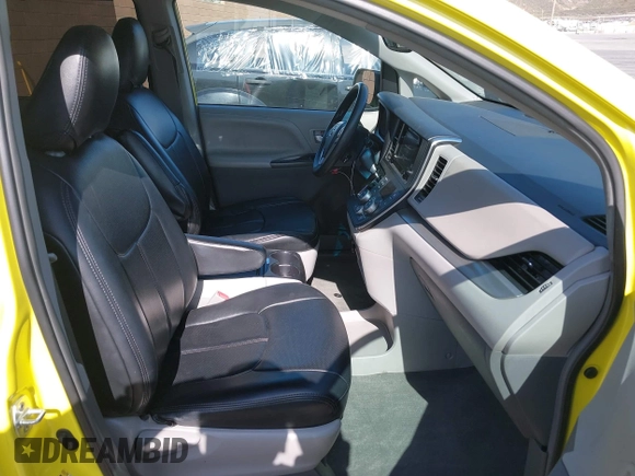 2017 Toyota Sienna LE Auto Access Seat с VIN 5TDKZ3DCXHS862073, выставлен на аукционе IAAI как лот 42328653 с пробегом 183 126 миль миль и . История ставок и продаж доступна на DreamBid. Изображение 5.