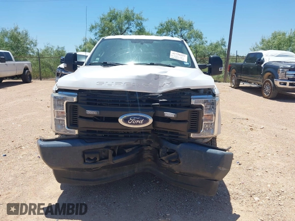 2018 Ford F-250 XL with VIN 1FD7X2B66JEC48101, listed as a IAAI auction lot 42739557 with 100,159 mi miles and . Bid and sale history available at DreamBid. Image 12.
