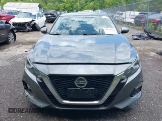 2019 Nissan Altima S z VIN 1N4BL4BV5KC242015, wystawiony jako IAAI lot #39525854 z przebiegiem 106 325 mil mil oraz . Historia ofert i sprzedaży dostępna na DreamBid. Obrazek 12.