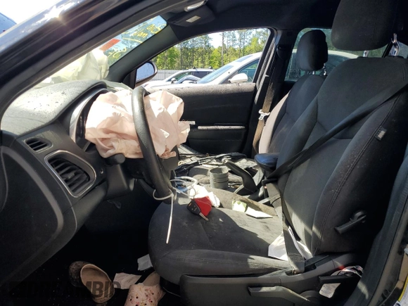 2013 Chrysler 200 LX with VIN 1C3CCBABXDN647633, listed as a Copart auction lot 49556104 with 180,212 mi miles and Salvage Title. Bid and sale history available at carsss.com. Image 7.