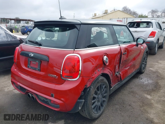 2014 MINI Hardtop S z VIN WMWXM7C51ET985947, wystawiony jako IAAI lot #41648463 z przebiegiem 99 152 mil mil oraz . Historia ofert i sprzedaży dostępna na DreamBid. Obrazek 4.