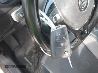 2018 Volkswagen Tiguan SEL с VIN 3VV3B7AX0JM178597, выставлен на аукционе IAAI как лот 42736122 с пробегом 44 879 миль миль и . История ставок и продаж доступна на DreamBid. Изображение 11.