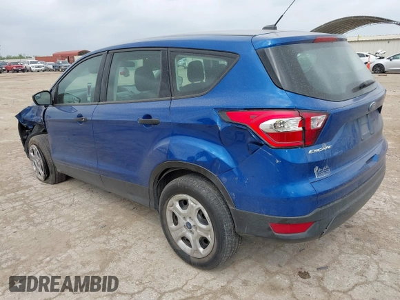 2019 Ford Escape S с VIN 1FMCU0F78KUB26300, выставлен на аукционе IAAI как лот 42149726 с пробегом 102 579 миль миль и . История ставок и продаж доступна на DreamBid. Изображение 3.