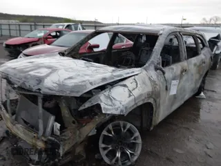 2024 GMC Acadia AWD AT4 z VIN 1GKENPKSXRJ183921, wystawiony jako IAAI lot #41946165 z przebiegiem Nie podano mil oraz . Historia ofert i sprzedaży dostępna na DreamBid. Obrazek 6.
