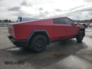 2024 Tesla Cybertruck Cyberbeast z VIN 7G2CEHEE6RA021073, wystawiony jako Copart lot #79212184 z przebiegiem 7890 mil mil oraz Szkody całkowita. Historia ofert i sprzedaży dostępna na DreamBid. Obrazek 3.