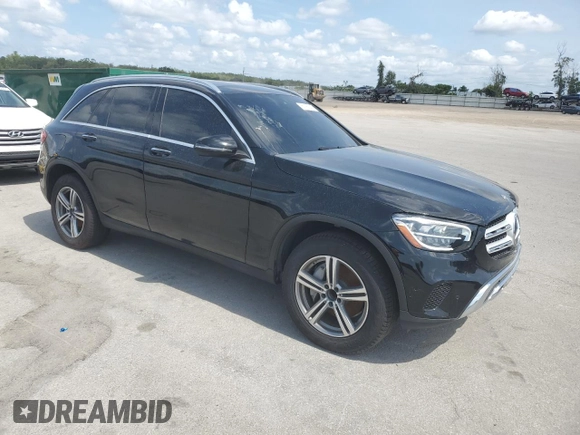 2021 Mercedes-Benz GLC 300 with VIN W1N0G8DB0MV263869, listed as a Copart auction lot 61762825 with 50,211 mi miles and Clean title. Bid and sale history available at DreamBid. Image 4.