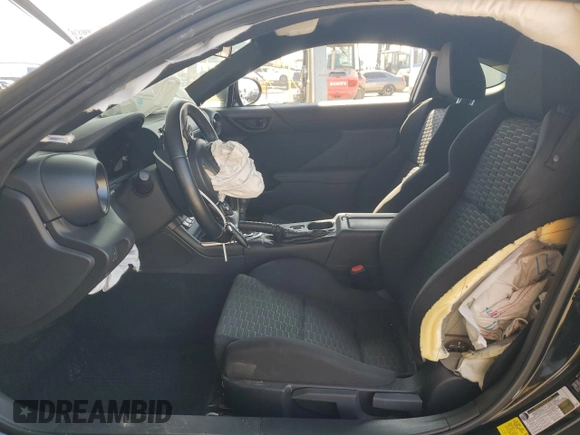 2023 Toyota 86 с VIN JF1ZNBC12P8764877, выставлен на аукционе Copart как лот 46366985 с пробегом 35 570 миль миль и Списание • Salvage title. История ставок и продаж доступна на DreamBid. Изображение 7.
