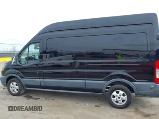 2017 Ford Transit z VIN 1FTYR2XM0HKB54687, wystawiony jako IAAI lot #41608746 z przebiegiem 57 744 mil mil oraz . Historia ofert i sprzedaży dostępna na DreamBid. Obrazek 14.