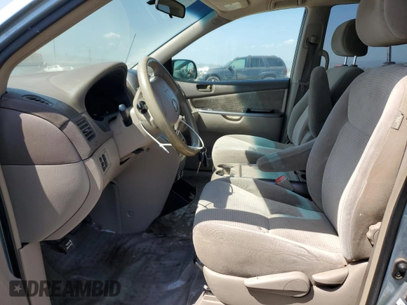 2008 Toyota Sienna CE with VIN 5TDZK23C18S119333, listed as a Copart auction lot 55500335 with 240,065 mi miles and Clean Title. Bid and sale history available at carsss.com. Image 7.