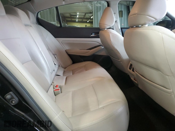 2019 Nissan Altima SL with VIN 1N4BL4EW0KC131943, listed as a Copart auction lot 89326085 with 45,578 mi miles and Salvage Title. Bid and sale history available at DreamBid. Image 10.