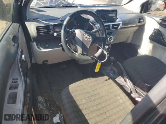 2013 Scion iQ с VIN JTNJJXB06DJ023043, выставлен на аукционе Copart как лот 53755555 с пробегом 121 078 миль миль и Чистый • Clean title. История ставок и продаж доступна на DreamBid. Изображение 8.