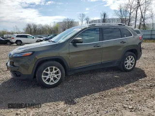2015 Jeep Cherokee Latitude z VIN 1C4PJMCS6FW650196, wystawiony jako Copart lot #55206405 z przebiegiem 125 771 mil mil oraz Szkody całkowita. Historia ofert i sprzedaży dostępna na DreamBid. Obrazek 1.