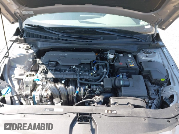 2025 Hyundai Elantra SEL Convenience with VIN KMHLS4DG0SU985915, listed as a IAAI auction lot 42111123 with 680 mi miles and . Bid and sale history available at DreamBid. Image 10.