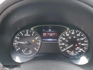 2018 Nissan Altima 2.5 SV with VIN 1N4AL3AP0JC190302, listed as a IAAI auction lot 41679072 with 84,133 mi miles. Bid and sale history available at carsss.com. Image 7.