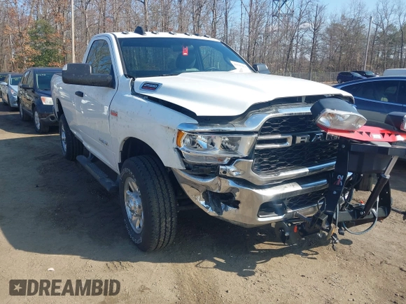 2022 Ram 2500 Tradesman with VIN 3C6MR5AJ0NG417897, listed as a IAAI auction lot 41543235 with 4,820 mi miles. Bid and sale history available at carsss.com. Image 1.