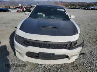 2020 Dodge Charger R/T with VIN 2C3CDXCT6LH228735, listed as a Copart auction lot 43833905 with 68,955 mi miles and Salvage Title. Bid and sale history available at carsss.com. Image 5.