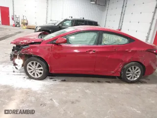 2016 Hyundai Elantra SE with VIN KMHDH4AE1GU556831, listed as a IAAI auction lot 41717048 with 91,730 mi miles. Bid and sale history available at carsss.com. Image 17.