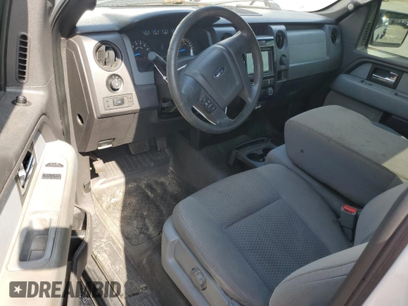 2013 Ford F-150 XL с VIN 1FTMF1EF3DKD68878, выставлен на аукционе Copart как лот 57161805 с пробегом 201 333 миль миль и Списание • Salvage title. История ставок и продаж доступна на DreamBid. Изображение 8.