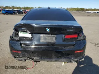 2022 BMW 5 Series 530i xDrive with VIN WBA13BJ04NWX65199, listed as a Copart auction lot 52168025 with 37,633 mi miles and Salvage Title. Bid and sale history available at carsss.com. Image 6.