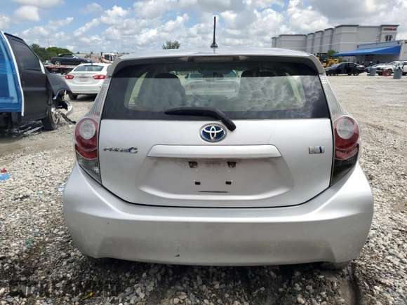 2014 Toyota Prius One with VIN JTDKDTB36E1570446, listed as a Copart auction lot 57044645 with 159,850 mi miles and Clean Title. Bid and sale history available at DreamBid. Image 6.