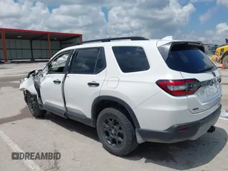 2024 Honda Pilot TrailSport z VIN 5FNYG1H6XRB004763, wystawiony jako IAAI lot #42237606 z przebiegiem 14 819 mil mil oraz . Historia ofert i sprzedaży dostępna na DreamBid. Obrazek 14.