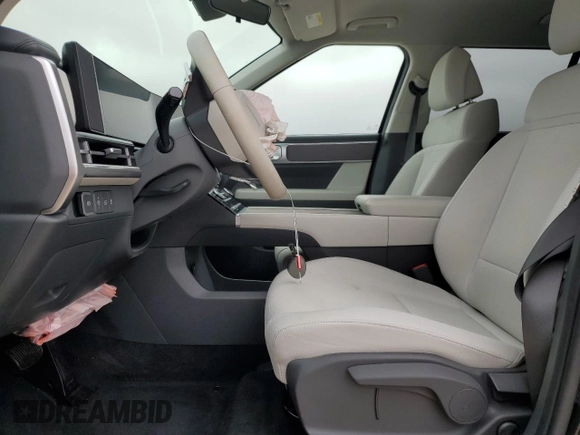 2024 Hyundai Santa Fe SE with VIN 5NMP14GL5RH055401, listed as a Copart auction lot 50745025 with 7,694 mi miles and Salvage title. Bid and sale history available at DreamBid. Image 7.