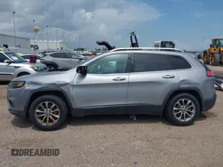 2019 Jeep Cherokee Altitude with VIN 1C4PJLLB5KD151339, listed as a IAAI auction lot 42755601 with 92,878 mi miles and . Bid and sale history available at DreamBid. Image 14.