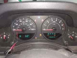 2008 Jeep Wrangler Unlimited X with VIN 1J8GA391X8L606188, listed as a IAAI auction lot 42053480 with 136,844 mi miles and . Bid and sale history available at DreamBid. Image 7.