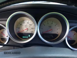 2007 Dodge Charger z VIN 2B3KA43R27H671197, wystawiony jako IAAI lot #42400223 z przebiegiem 180 948 mil mil oraz . Historia ofert i sprzedaży dostępna na DreamBid. Obrazek 7.