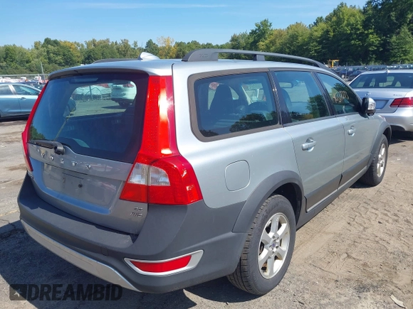 2009 Volvo XC70 3.2L z VIN YV4BZ982791063156, wystawiony jako IAAI lot #40317273 z przebiegiem 165 529 mil mil oraz . Historia ofert i sprzedaży dostępna na DreamBid. Obrazek 4.