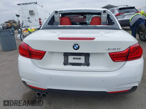 2018 BMW 4 Series 430i with VIN WBA4Z1C53JEC72907, listed as a IAAI auction lot 41436608 with 43,121 mi miles and . Bid and sale history available at carsss.com. Image 15.