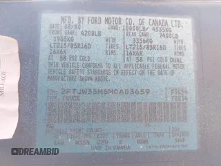 1991 Ford F-350 z VIN 2FTJW35M6MCA03659, wystawiony jako IAAI lot #42583030 z przebiegiem 31 526 mil mil oraz . Historia ofert i sprzedaży dostępna na DreamBid. Obrazek 9.