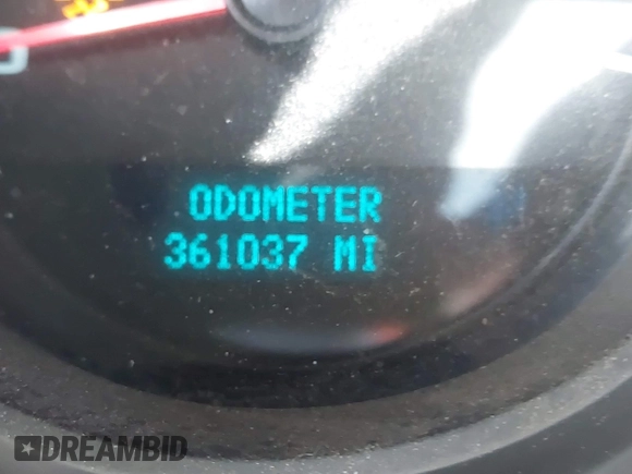 2010 Chevrolet Silverado 1500 LS with VIN 1GCSKREA5AZ201544, listed as a IAAI auction lot 40973633 with 361,037 mi miles and . Bid and sale history available at DreamBid. Image 15.