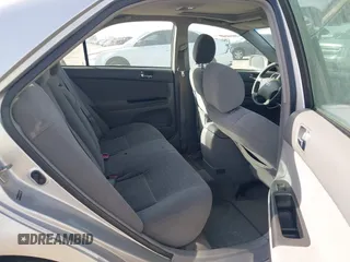 2005 Toyota Camry STD z VIN 4T1BE32K75U996144, wystawiony jako IAAI lot #42284780 z przebiegiem 157 050 mil mil oraz . Historia ofert i sprzedaży dostępna na DreamBid. Obrazek 8.