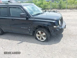2014 Jeep Patriot Latitude with VIN 1C4NJRFB0ED892203, listed as a IAAI auction lot 42617739 with 100,607 mi miles and . Bid and sale history available at DreamBid. Image 6.