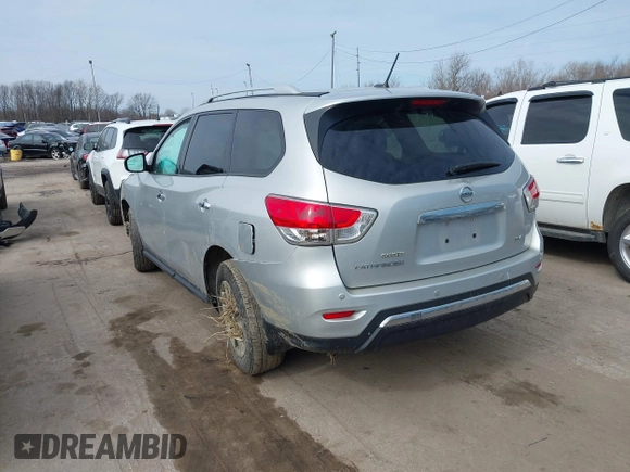 2015 Nissan Pathfinder SV z VIN 5N1AR2MN6FC706632, wystawiony jako IAAI lot #41645730 z przebiegiem 130 647 mil mil oraz . Historia ofert i sprzedaży dostępna na DreamBid. Obrazek 3.