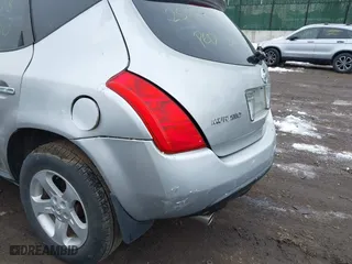 2004 Nissan Murano SL with VIN JN8AZ08T04W221811, listed as a IAAI auction lot 41551179 with 999,999 mi miles. Bid and sale history available at carsss.com. Image 6.